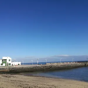 apartamento-la-caleta-famara.in-canary-islands.com/